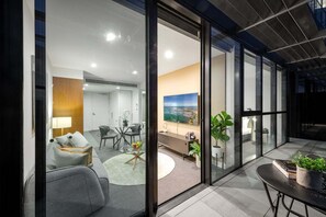 Interior - Parkside Perfection Near The CBD! 2 Bedrooms | 1 Bathroom | Free Parking (Melbourne)