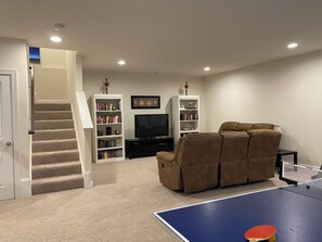 Interior - Basement Apartment (Brambleton)