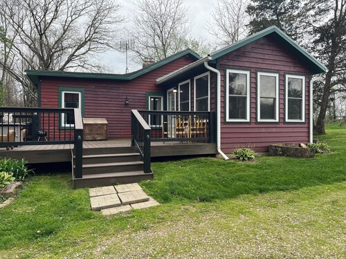 Secluded 2-bedroom cabin in Fredericktown