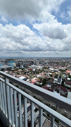 Property grounds - Vida View Apartment by Vida Connect (Makassar)