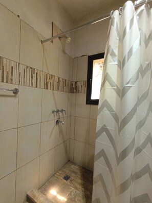 Douche, bidet