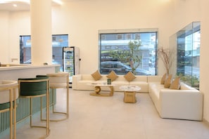 Reception - Khach san Y Hotel Can Tho (Ninh Kieu)