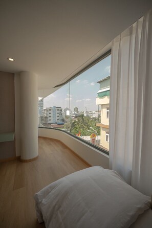 Premium Room, 1 Queen Bed | Exterior - Khach san Y Hotel Can Tho (Ninh Kieu)