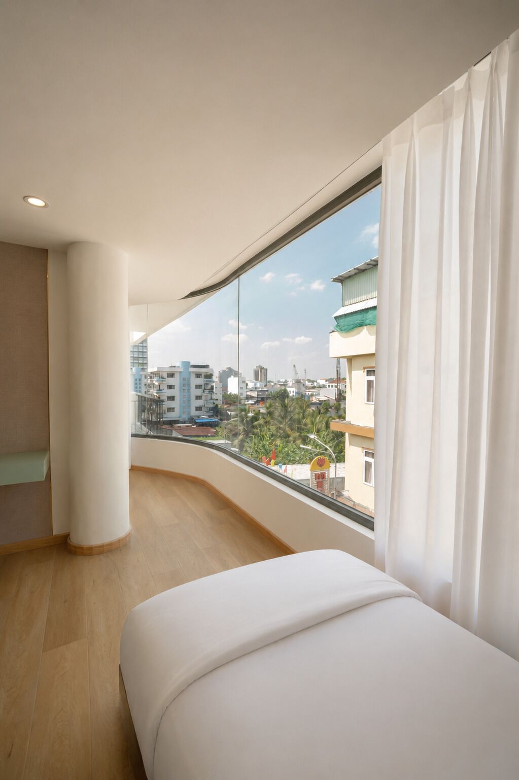 Premium Room, 1 Queen Bed | Free WiFi, bed sheets
