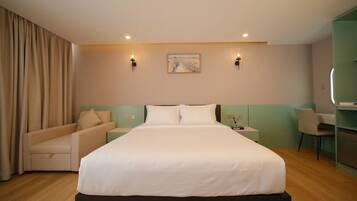 Premium Room, 1 Queen Bed