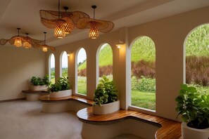 บริเวณภายนอก