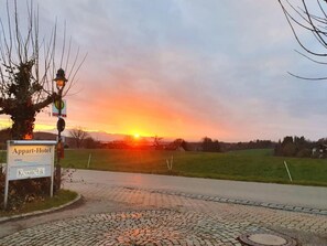 Property grounds - Apparthotel Garni Superior Simsseeblick (Bad Endorf)