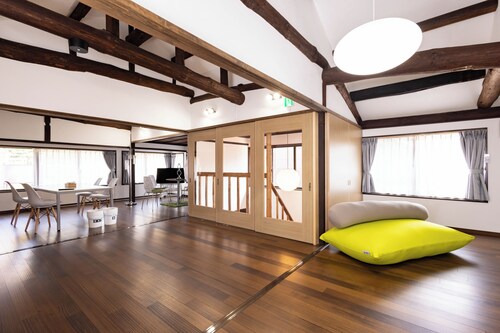 3-minute walk from Lohas Shimachi Onsen] Includes hot spring ticket/ Uninhabited house for rent/ Original Japanese landscape of satoyama.