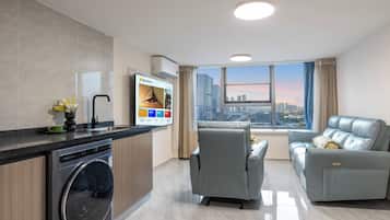 Suite Standar, pemandangan kota | Interior