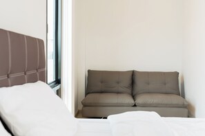 Superior Room | Free WiFi - Deluxe Hotel Chaiyaphum (Chatturat)