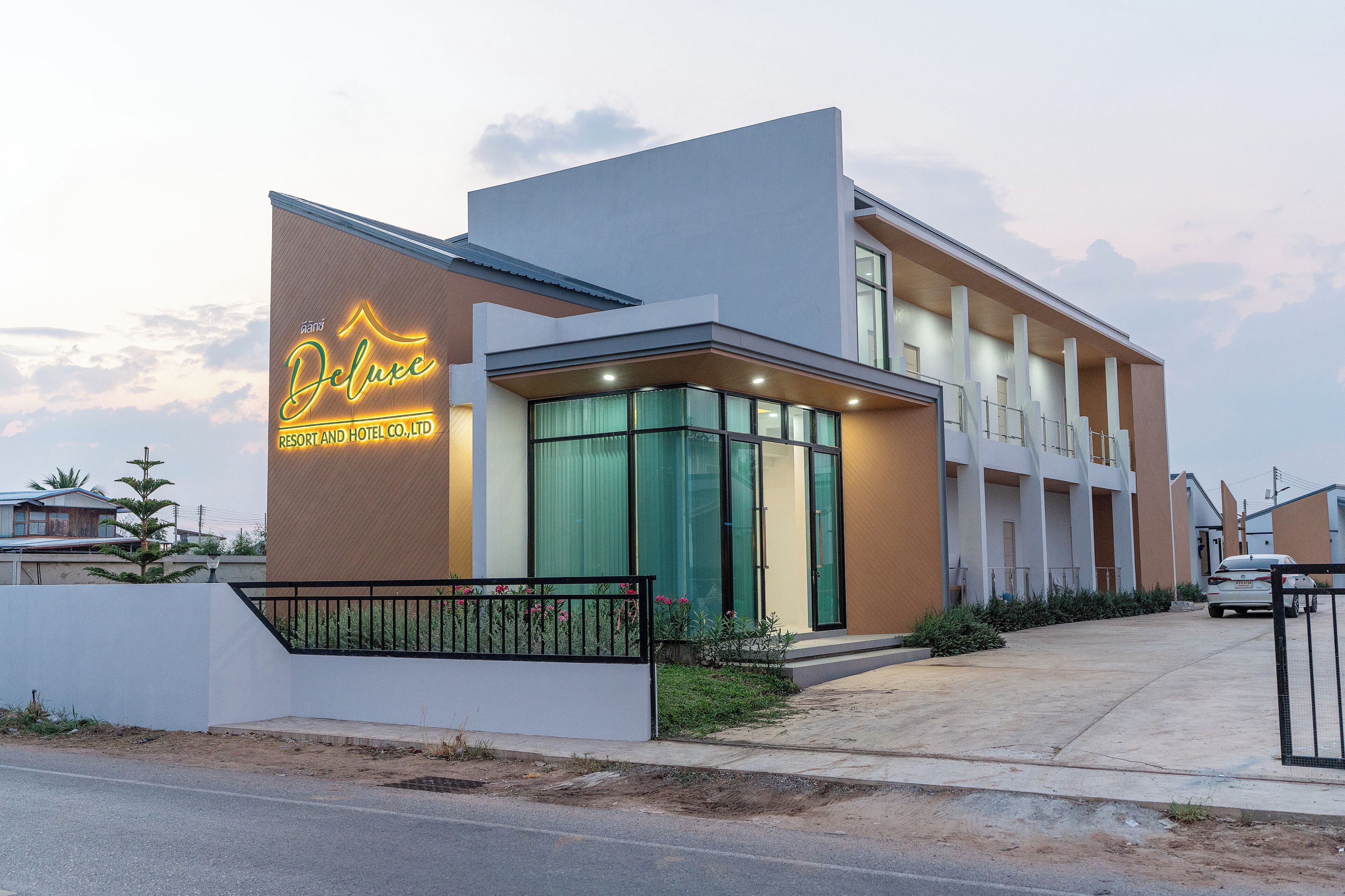 مدخل المنشأة