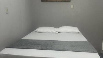 Eenvoudige eenpersoonskamer