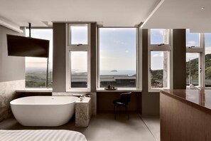 Double Room, Sea View | Bathroom - Daybreak (New Taipei City)