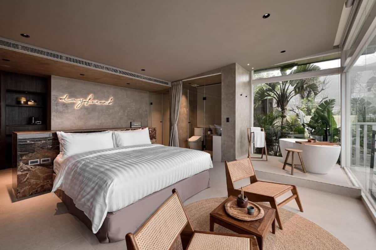 スーペリア ダブルルーム バルコニー シービュー