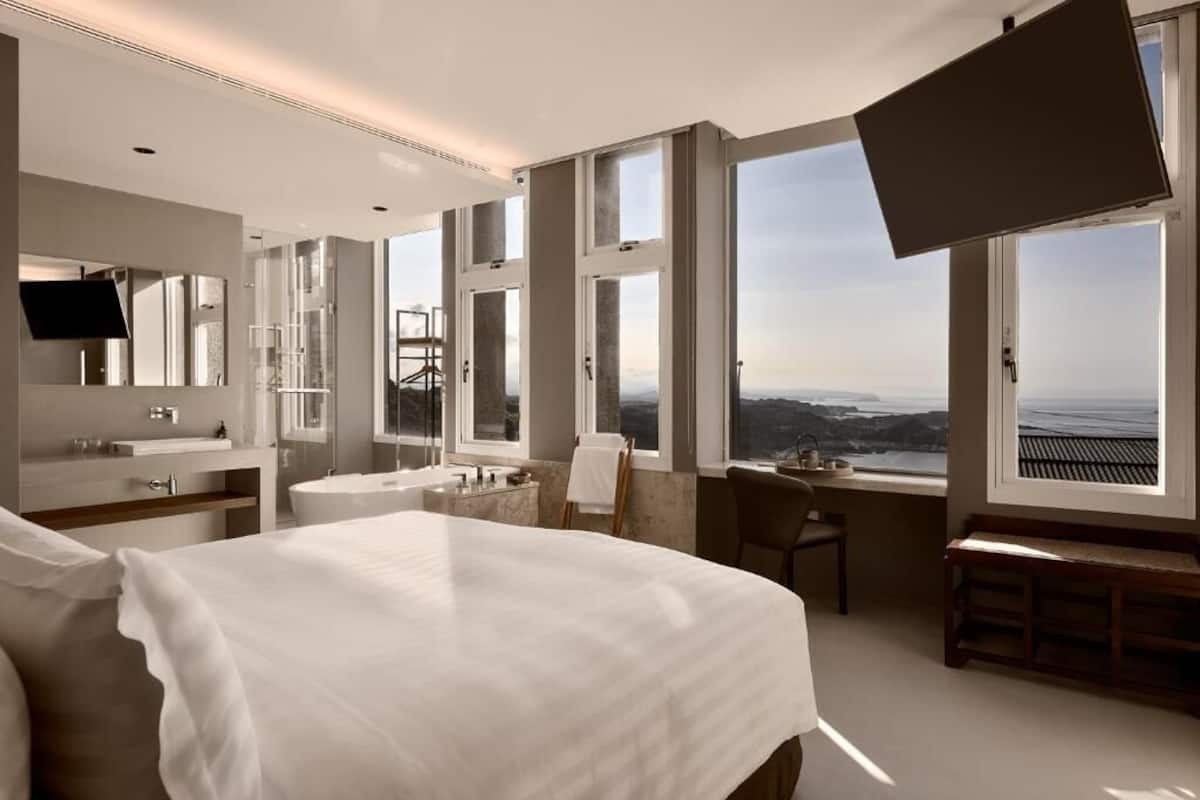 더블룸, 금연, 바다 전망