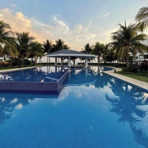 Ocean front Paradise - The Pier