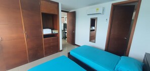 Iron/ironing board, WiFi, bed sheets - 33rd floor apartment (Cartagena de Indias)