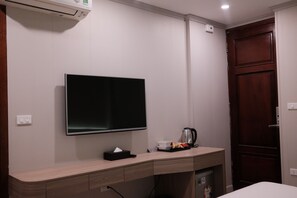 Superior Room | Free WiFi, bed sheets - Son Tung Hotel (Cau Giay)