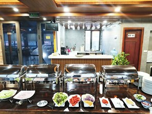 Living area - Son Tung Hotel (Cau Giay)