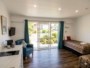 Apartment, Non Smoking, Garden View | Free WiFi, bed sheets, wheelchair access - Golden Aura Suites (Stratford)