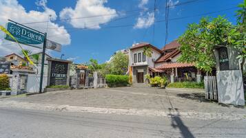 Voorkant van accommodatie