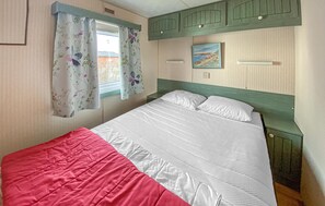 3 bedrooms - Beautiful home in Färjestaden with house sea view (Färjestaden)