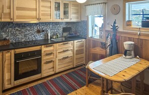 Frigorifero, microonde, forno, lavastoviglie