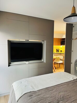 1 bedroom, iron/ironing board, WiFi, bed sheets - Studio apartment in the heart of Miraflores (Miraflores)