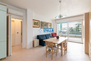 Interior - * Adriatico _ / °seafront° (Lido di Jesolo)