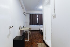 Studio, balkon | Interior