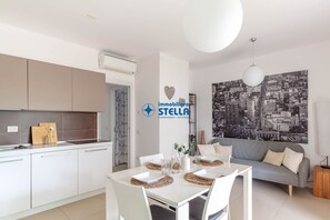 Dining - • Wave Village • Ground floor w/Patio [Pool+Park] (Lido di Jesolo)