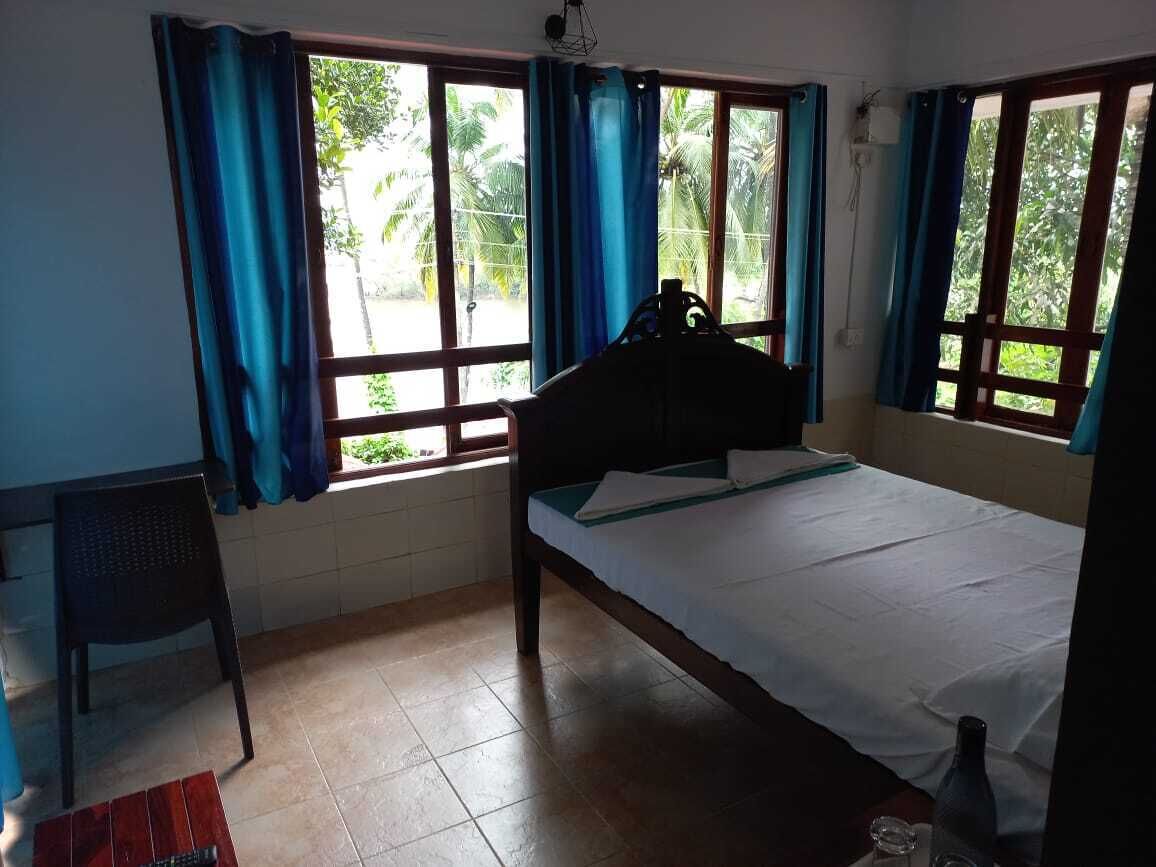 Basic-Doppelzimmer, Blick auf den Innenhof