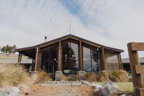 Exterior - Lakes Edge Lodge (Lake Tekapo)