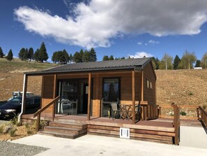 Accessible Double Ensuite | Exterior - Lakes Edge Lodge (Lake Tekapo)