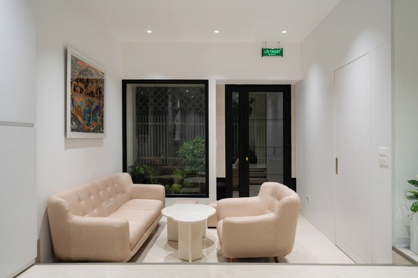 Coin salon dans le hall