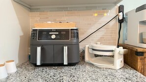 Interior - perfect place to stay this place is only 2 min from I-74 EXIT96 I-70 EXIT91 (Indianapolis)