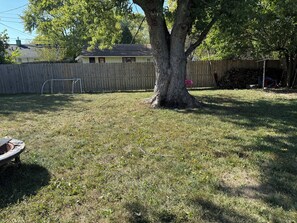Property grounds - perfect place to stay this place is only 2 min from I-74 EXIT96 I-70 EXIT91 (Indianapolis)