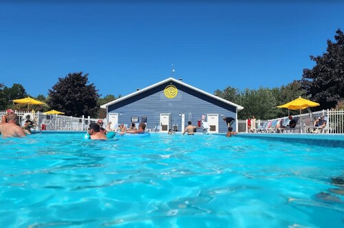 Brand New 1 Bed/1 Bath + Sleeping Loft Tiny House at Sun Retreats Campground