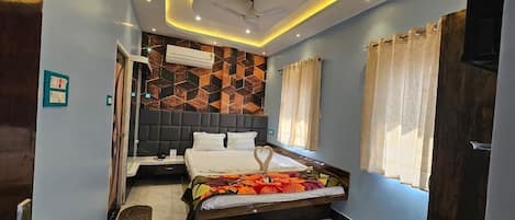 Classic Double Room | Free WiFi