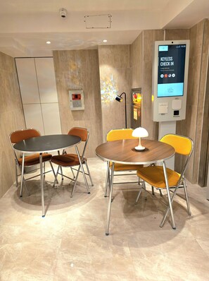 Living area - Belin Stay Myeongdong & Jongno (Seoul)