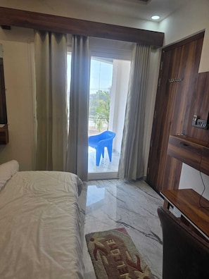 Free WiFi - HOTEL R R TRIPATHI (Faizabad)