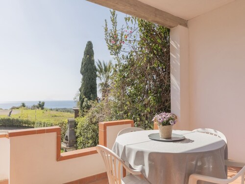 One bedroom apartment with sea view terrace