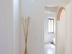 Interior - Comfortable double bedroom apartment just 50 meters from the sea! (Marina di Campo)
