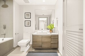 Bathroom - The bond on Brickell ID.5248. (Miami)