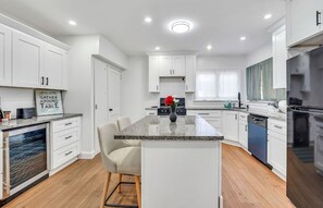 Private kitchen - The Buffalo Retreat (Cheektowaga)