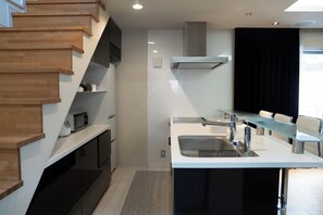 Luxury Apartment, 2 Bedrooms, Non Smoking (201) | Private kitchen - SHIBUYA CITY HOUSE (Tokyo)