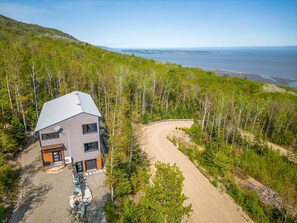 Exterior - Vrbo Property (Petite-Rivière-Saint-François)