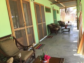 Superior Double Room, Patio, Garden View | Terrace/patio - La Casa de Jessy (Máncora)