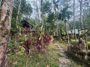 Bungalow, Ocean View | Property grounds - Drifter's Anchor (Ko Change)