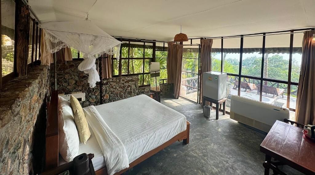 Deluxe Double Room, Sea View | Free WiFi